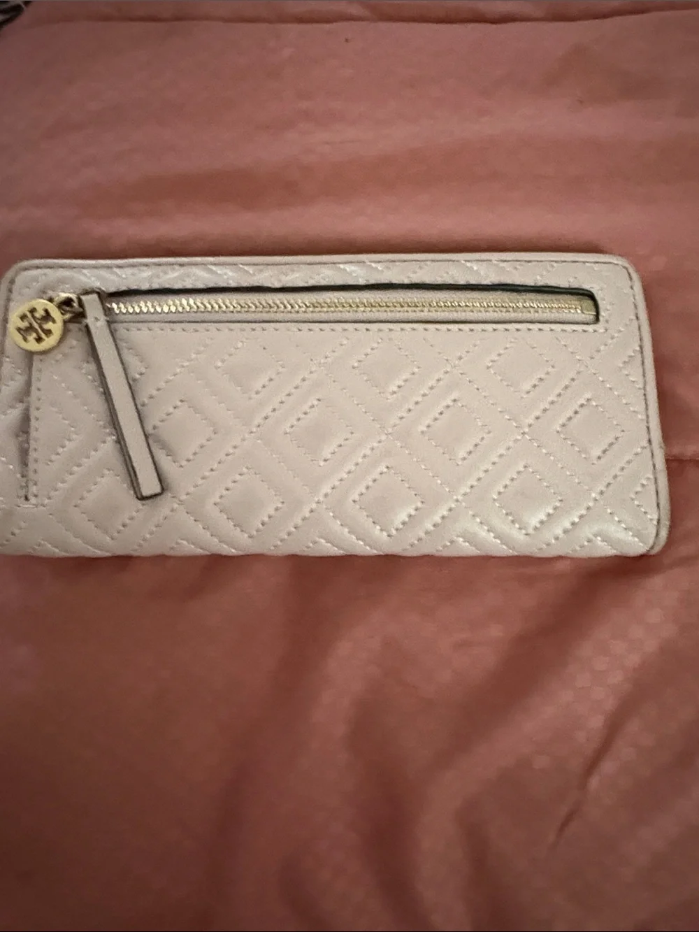 Tory Burch Quilted Zip-Around Wallet in Off-White